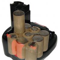 Różne sposoby naprawy baterii śrubokręta